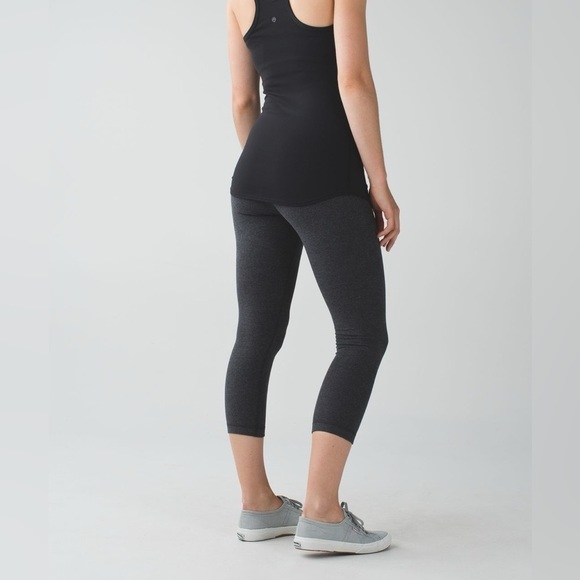 Lululemon Wunder Under Crop III
Heathered Black role down - Picture 4 of 6